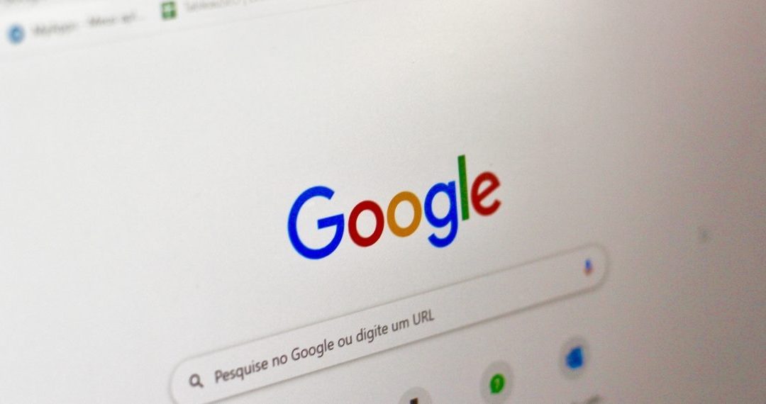 Assistante Plus : "Discriminations en France : quelles sont les recherches sur Google ?"